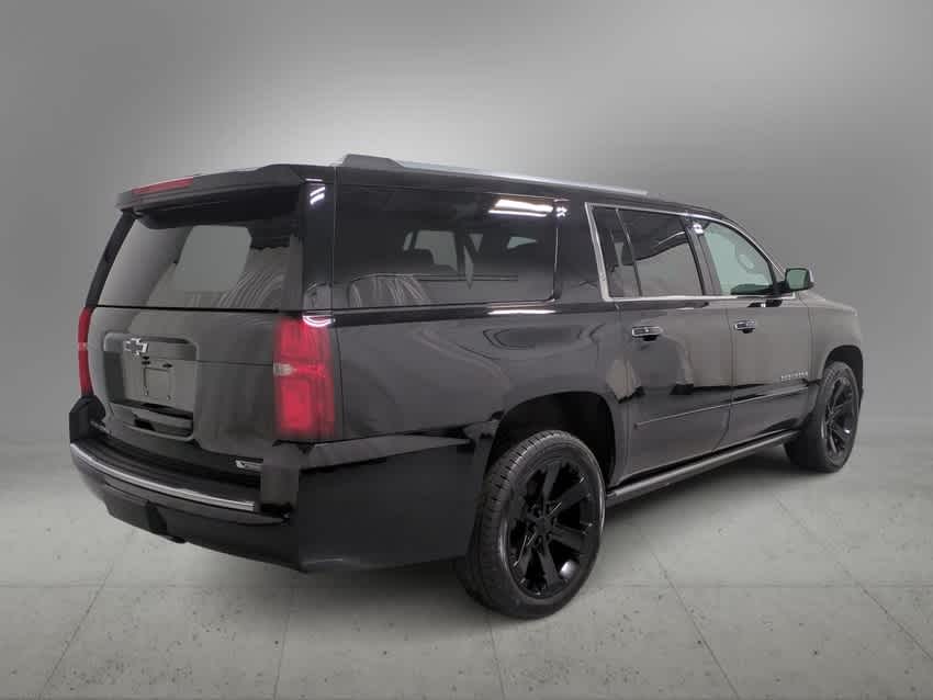 Thumbnail: 2018 Chevrolet Suburban - 8