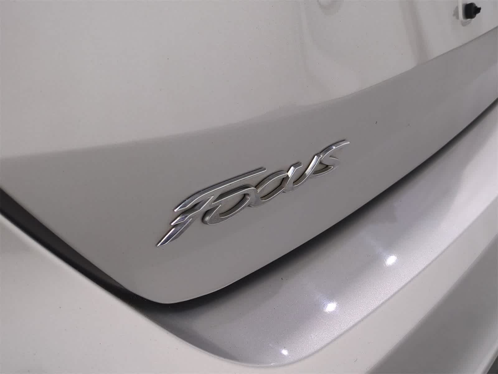 Thumbnail: 2018 Ford Focus - 13