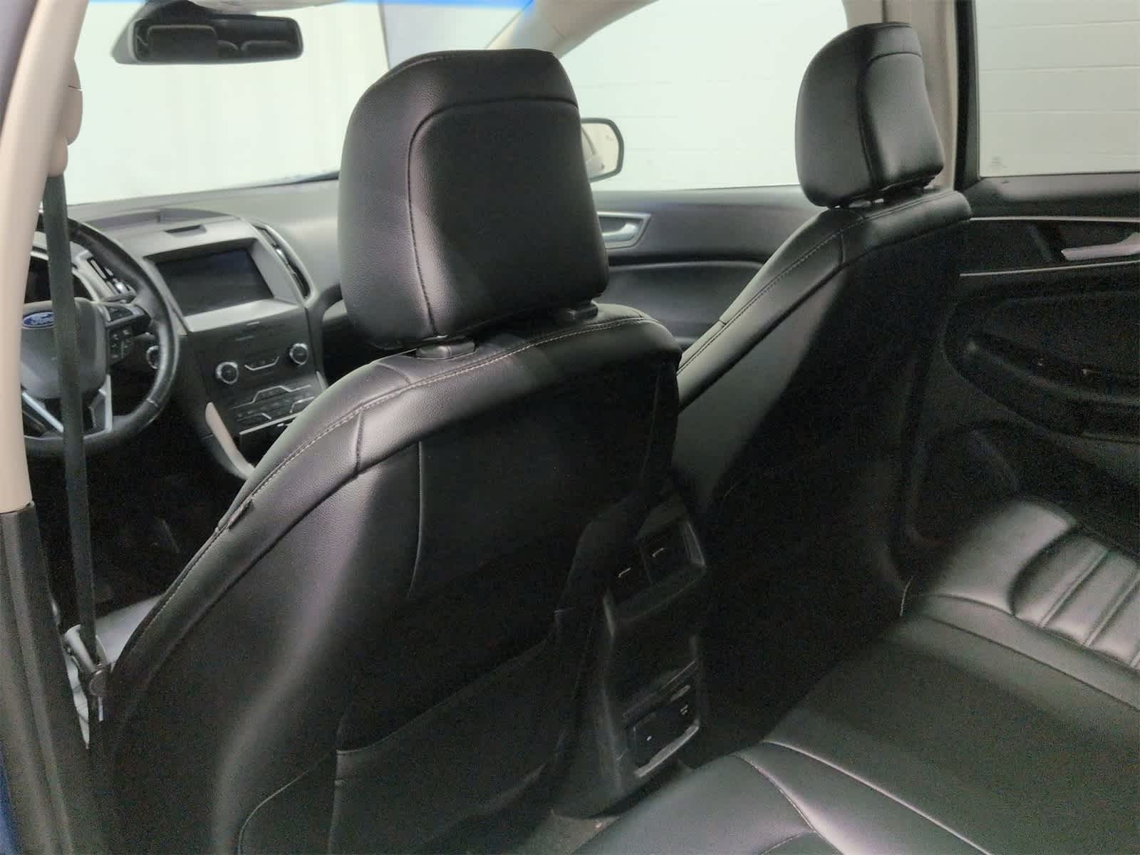 Thumbnail: 2020 Ford Edge - 19