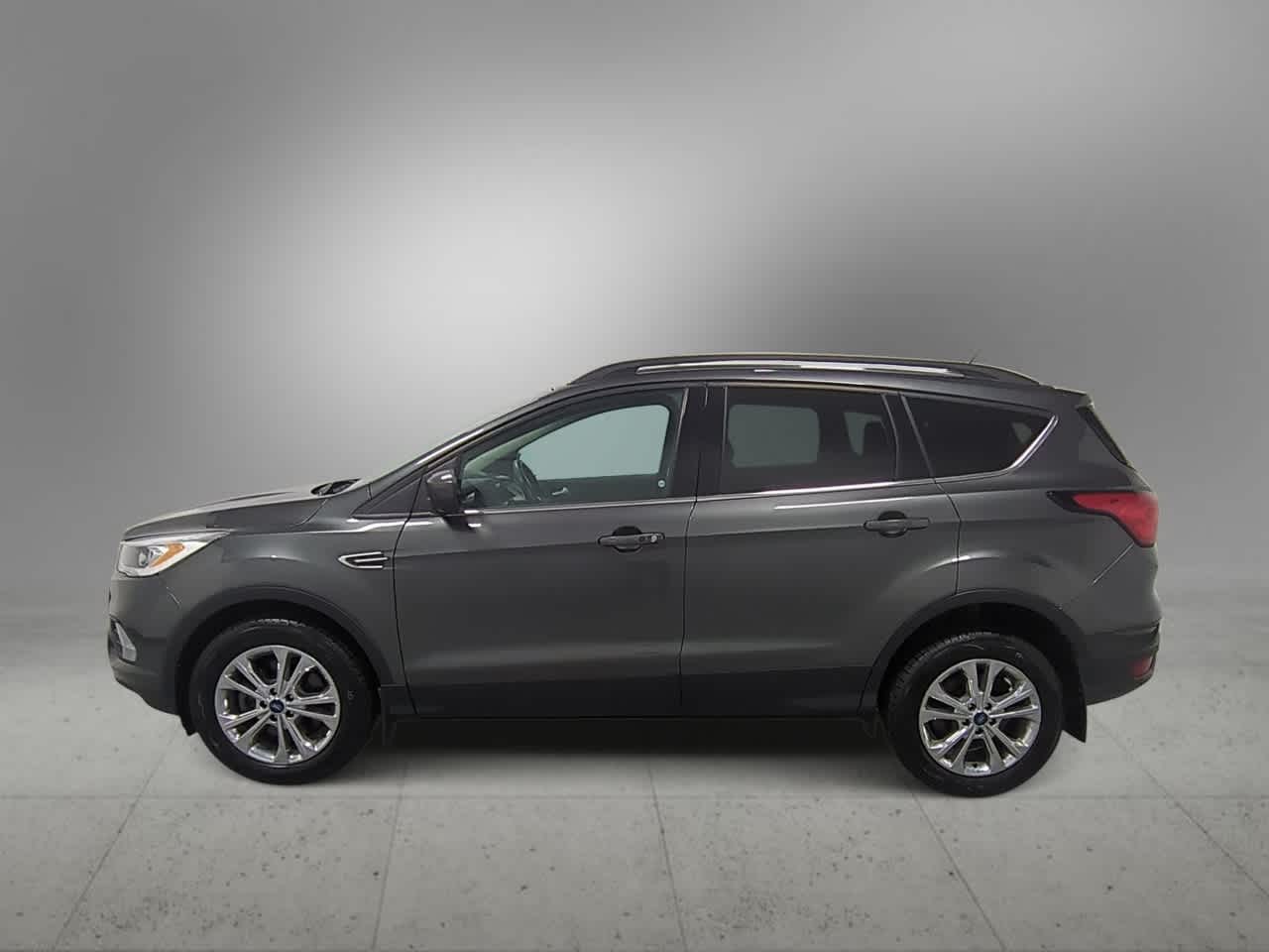 Thumbnail: 2019 Ford Escape - 5