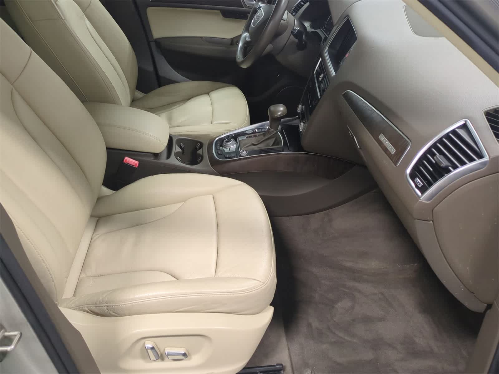 Thumbnail: 2016 Audi Q5 - 24