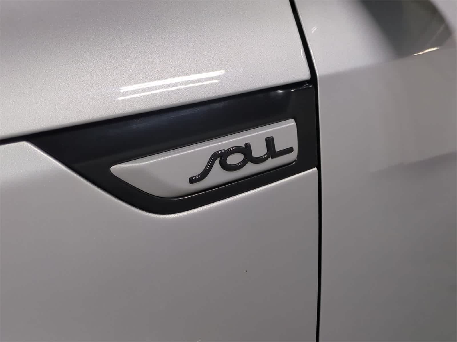 Thumbnail: 2016 Kia Soul - 13