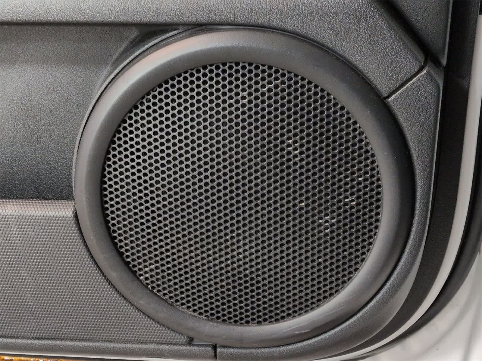 Thumbnail: 2014 Jeep Patriot - 28