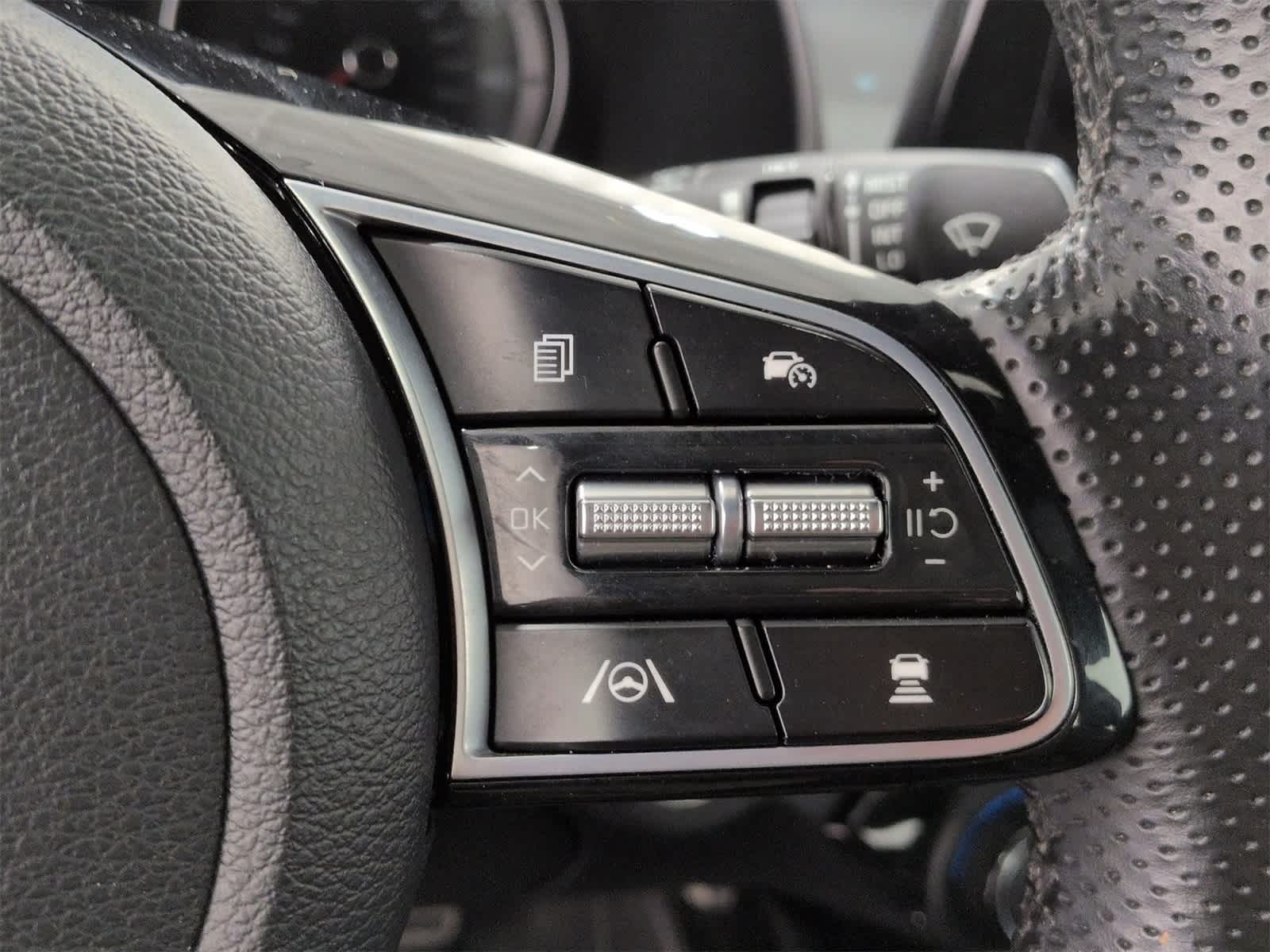 Thumbnail: 2023 Kia Forte - 27