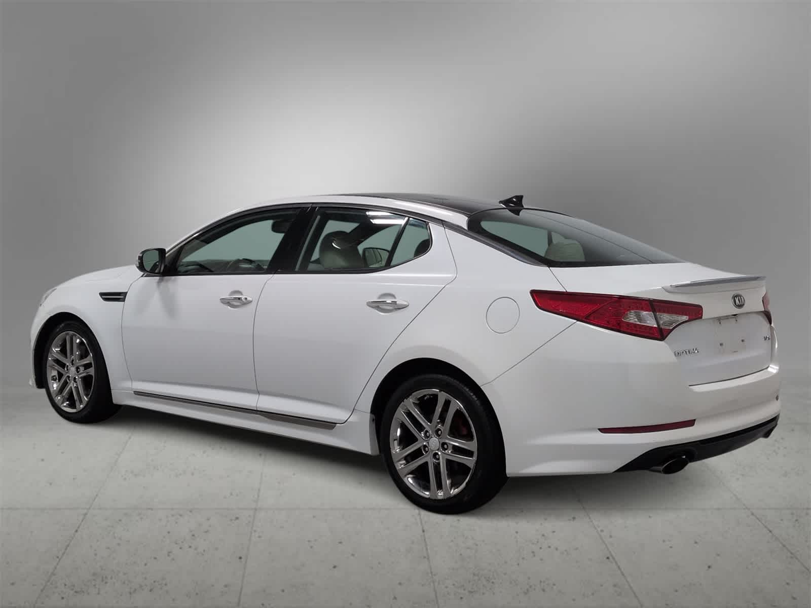 Thumbnail: 2013 Kia Optima - 6