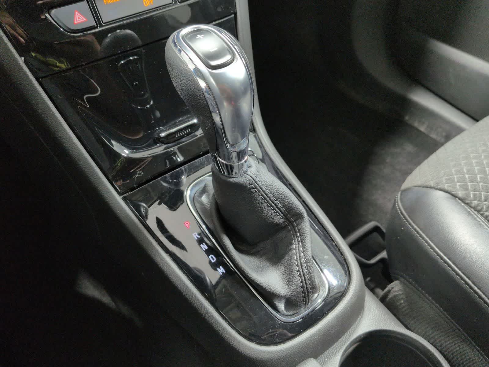 Thumbnail: 2019 Buick Encore - 28