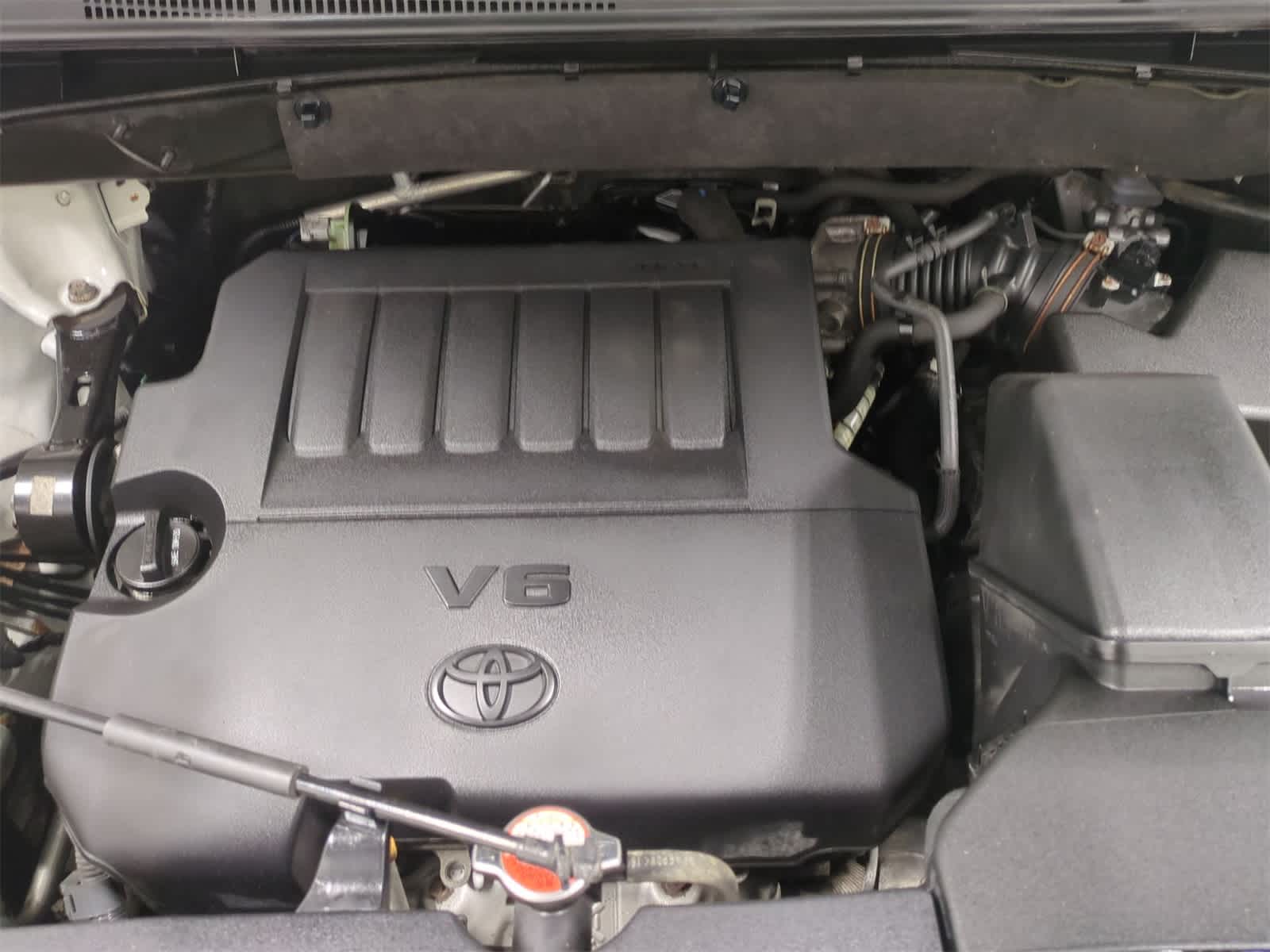 Thumbnail: 2016 Toyota Highlander - 15
