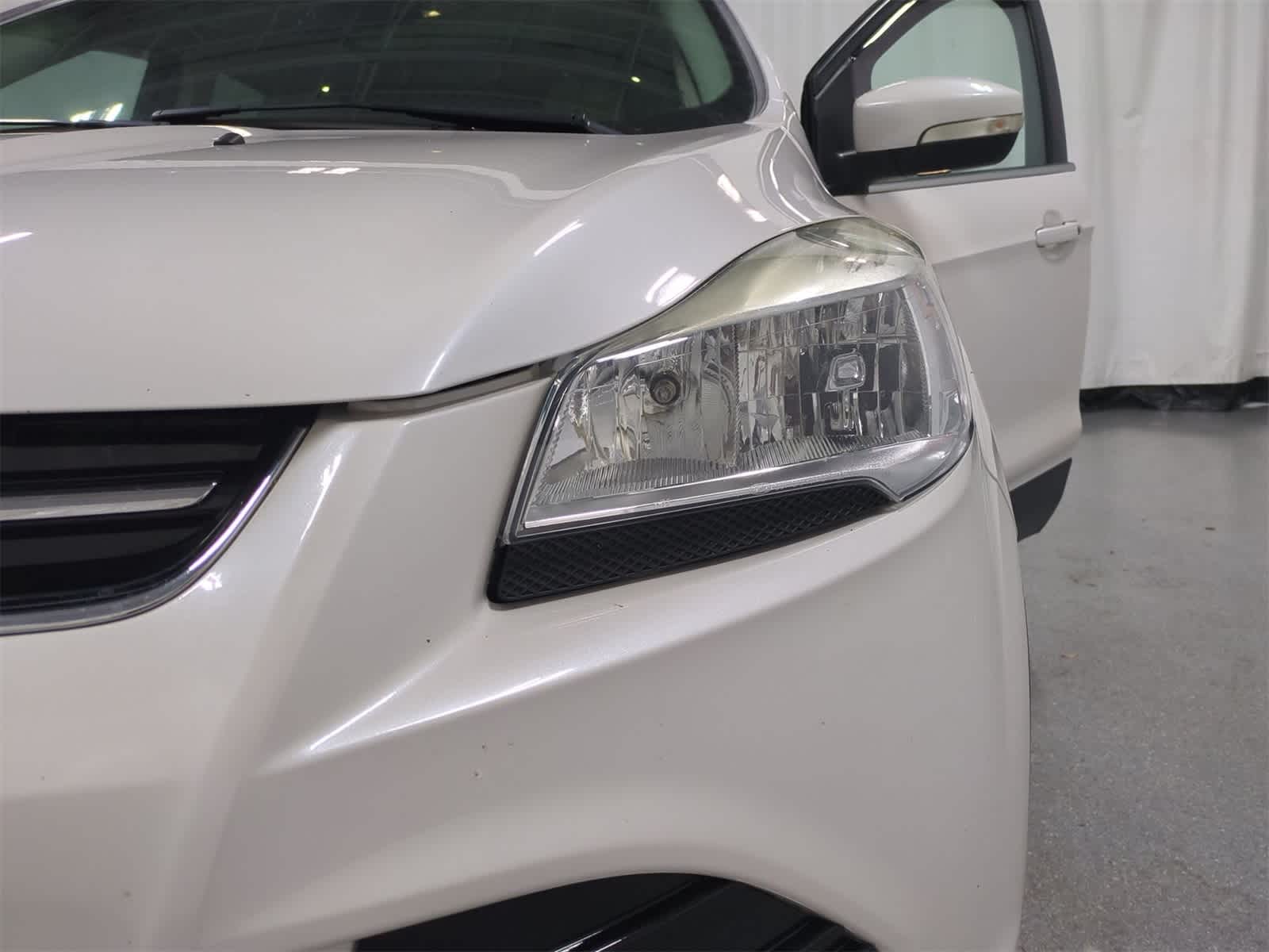 Thumbnail: 2015 Ford Escape - 11