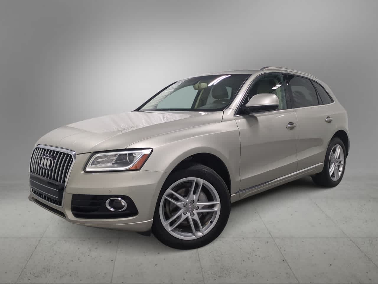 Thumbnail: 2016 Audi Q5 - 1