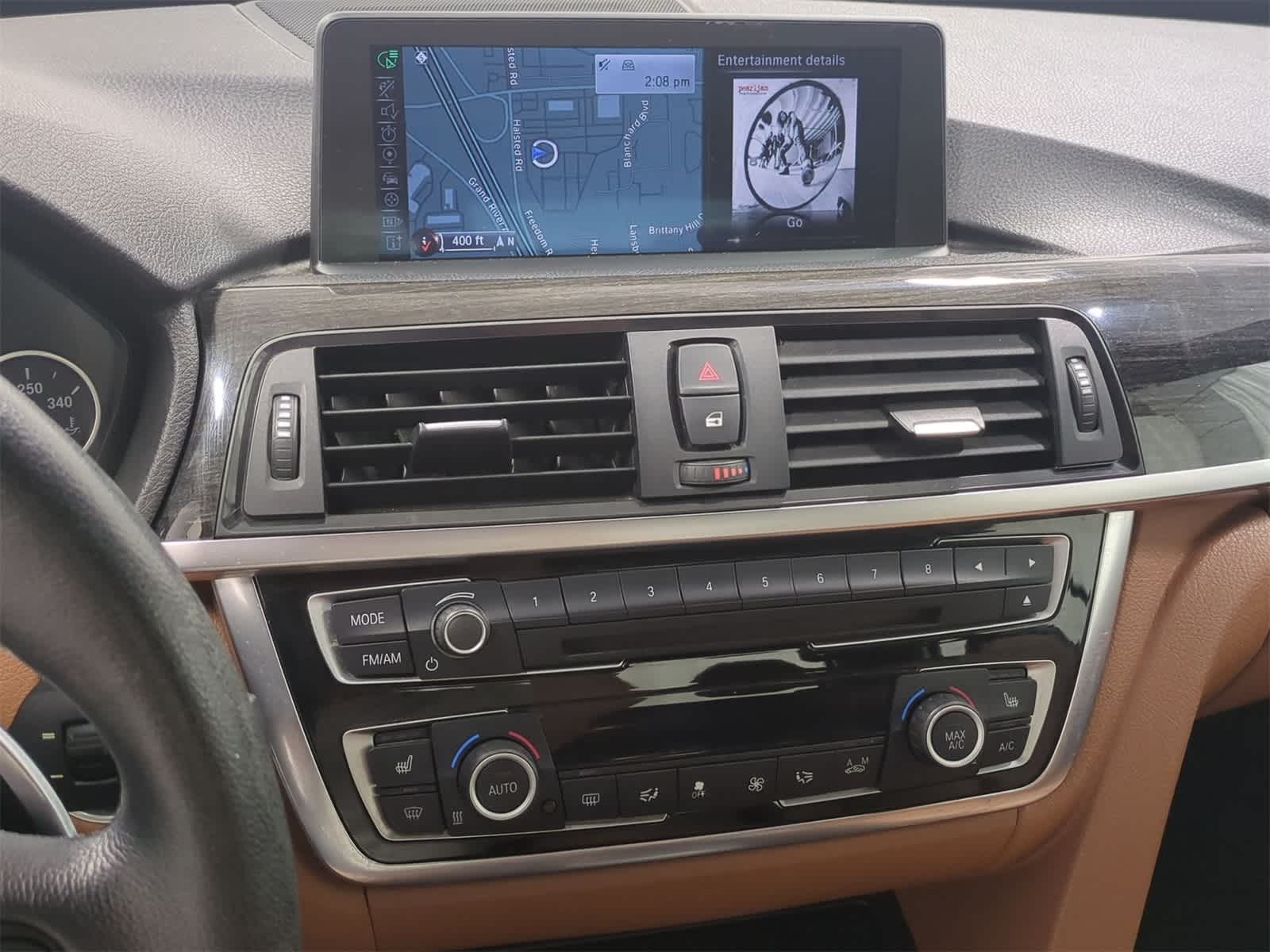 Thumbnail: 2015 BMW 4 Series - 23