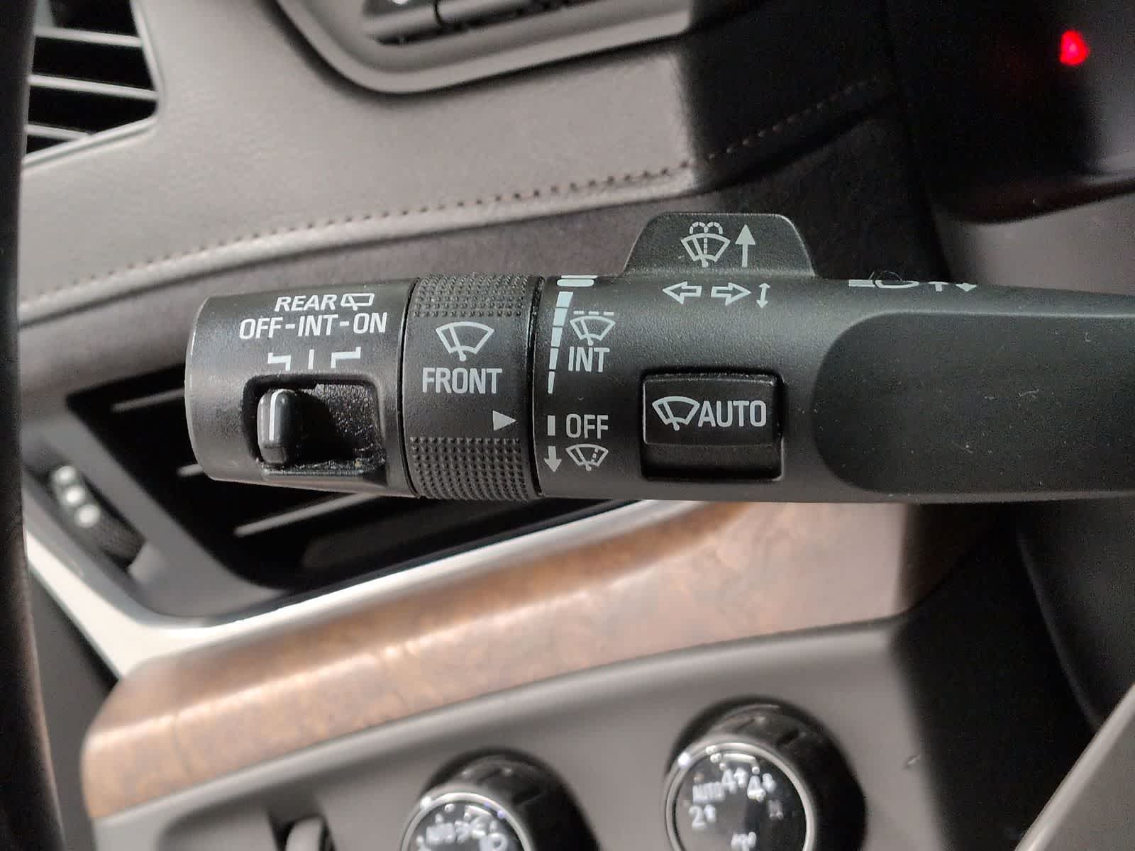 Thumbnail: 2018 Cadillac Escalade - 27