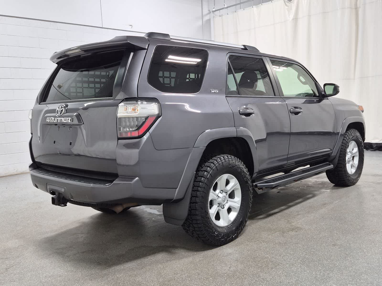 Thumbnail: 2022 Toyota 4Runner - 14