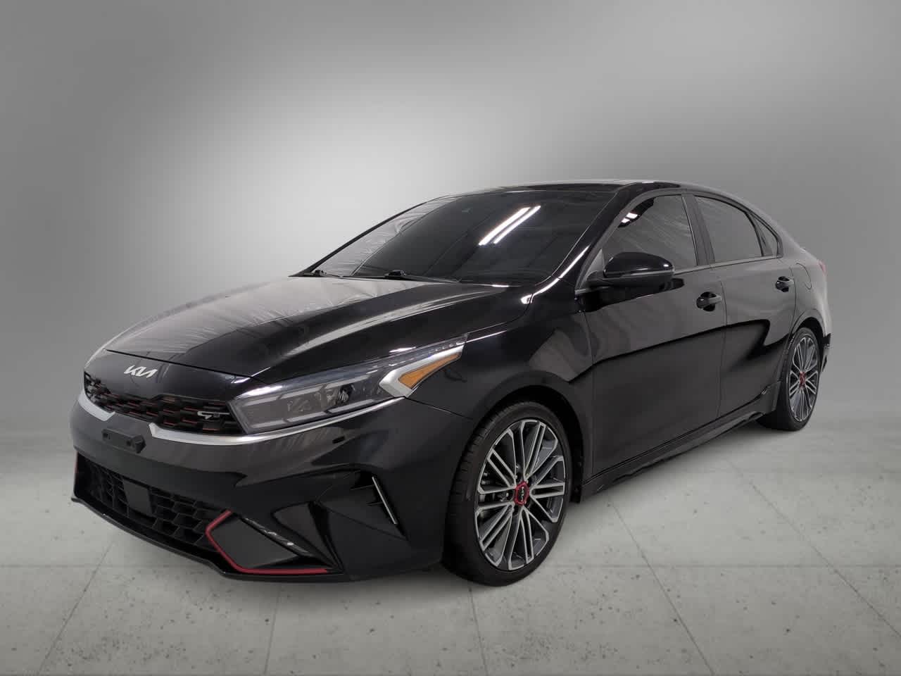 Thumbnail: 2022 Kia Forte - 4