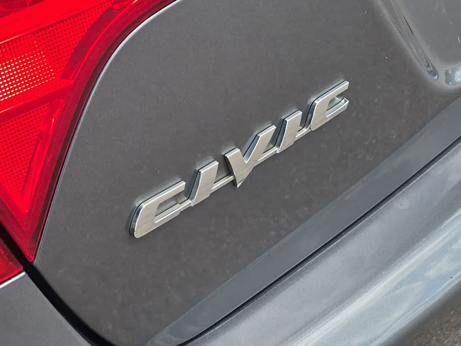 Thumbnail: 2011 Honda Civic - 12