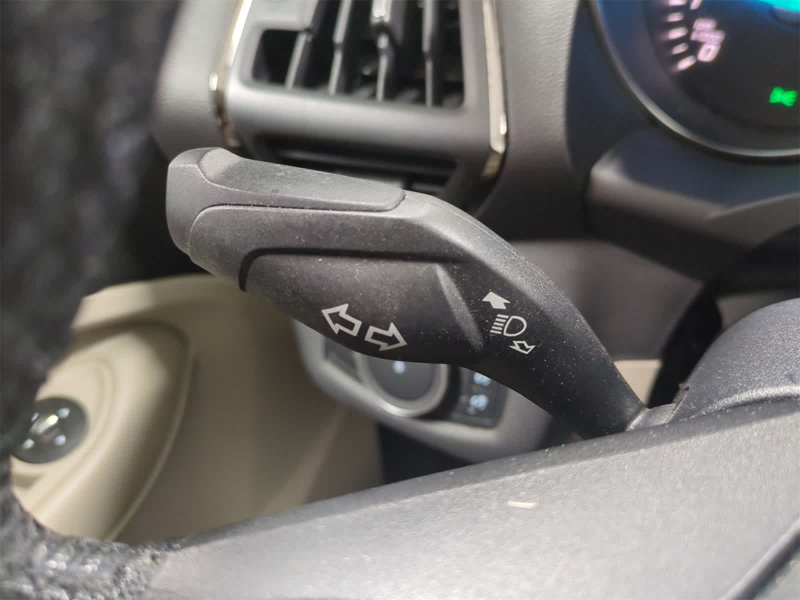 Thumbnail: 2015 Ford Escape - 29