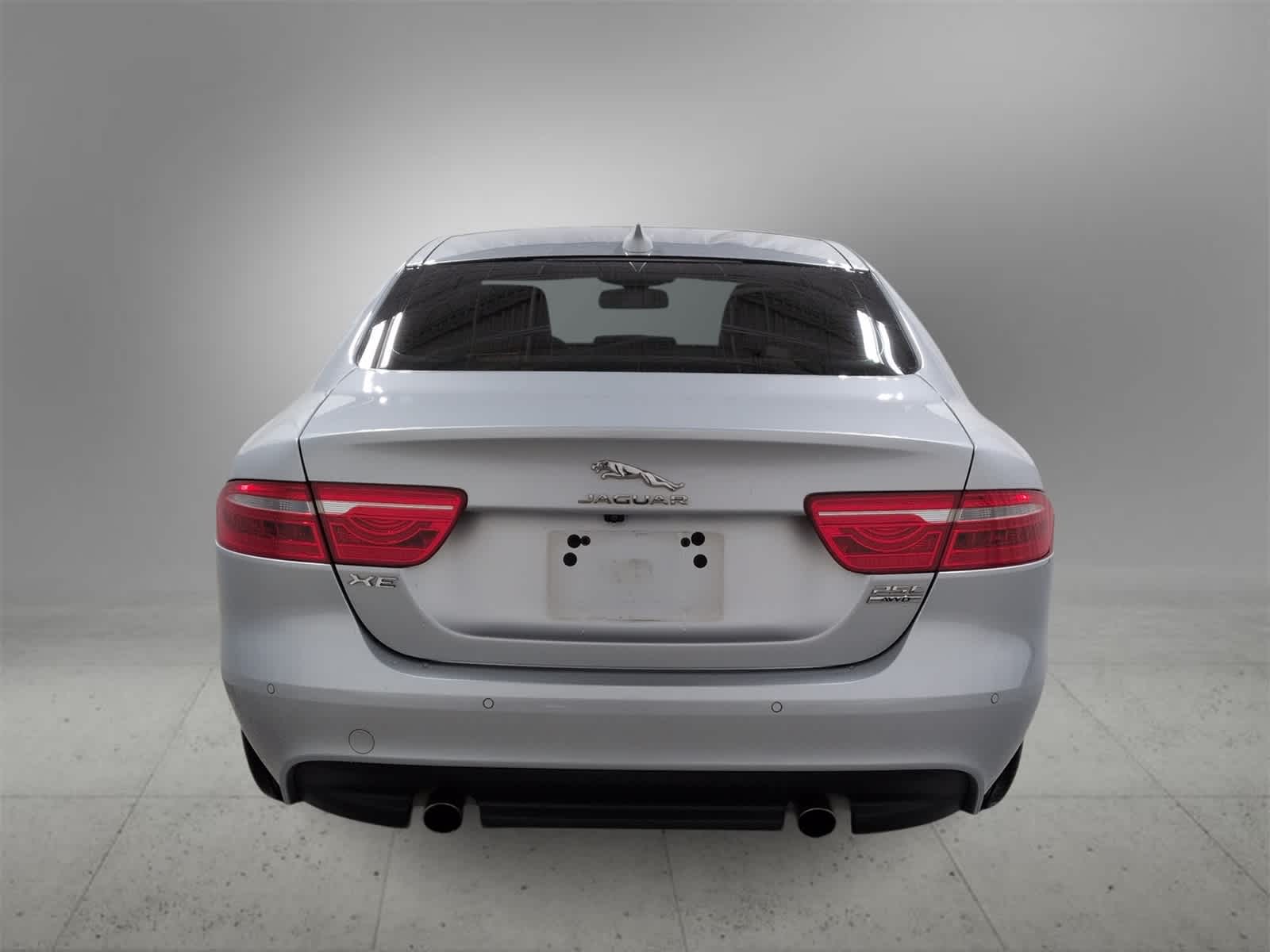 Thumbnail: 2018 Jaguar XE - 7