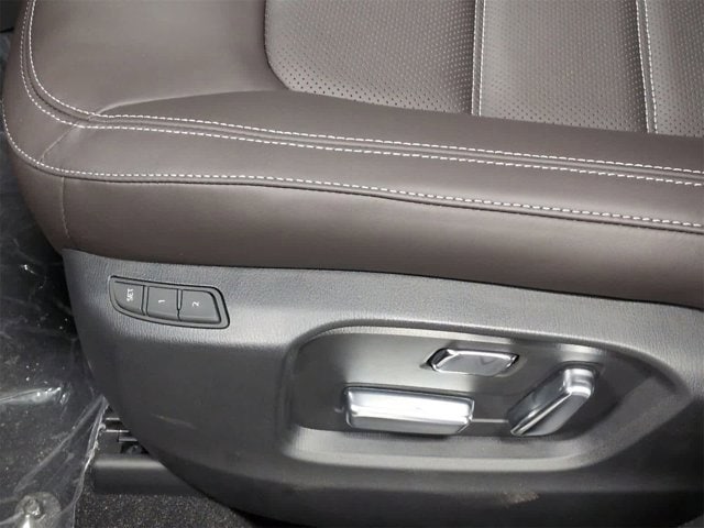 Thumbnail: 2025 Mazda CX-5 - 18