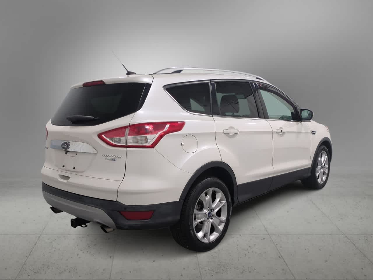 Thumbnail: 2015 Ford Escape - 8