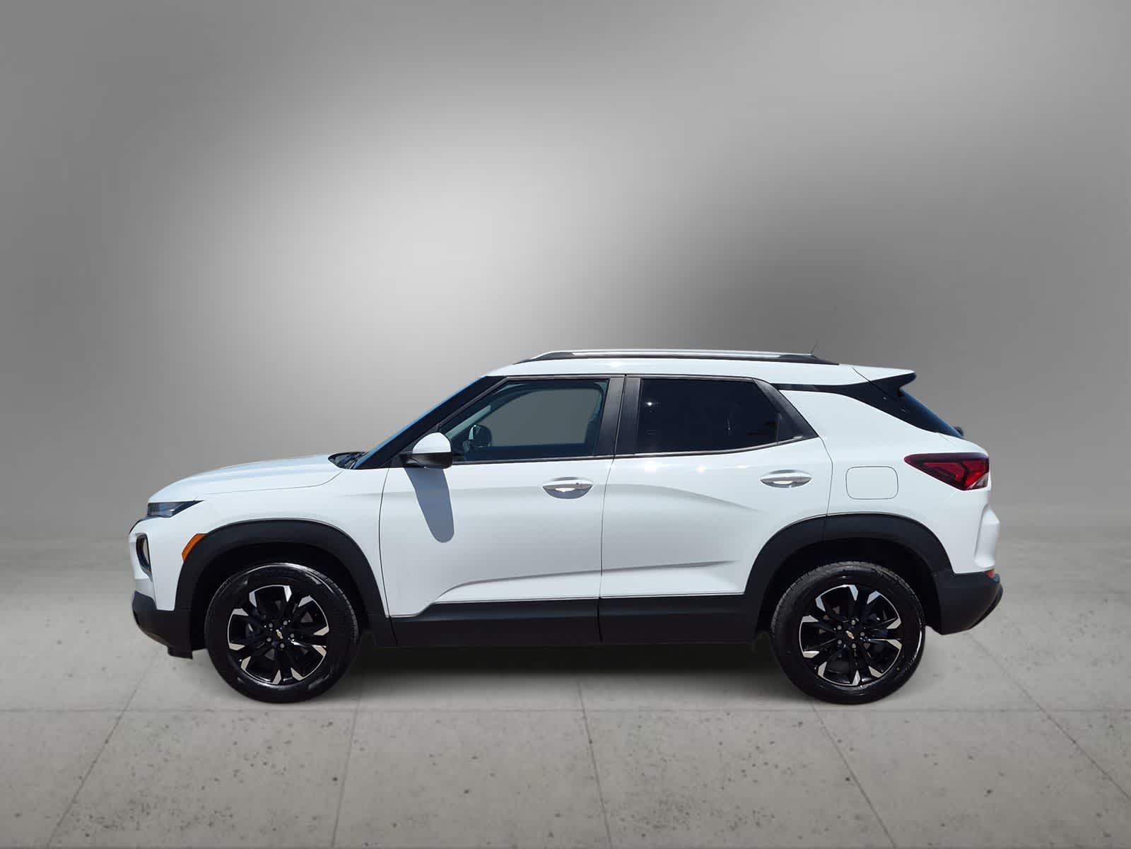 Thumbnail: 2023 Chevrolet TrailBlazer - 5