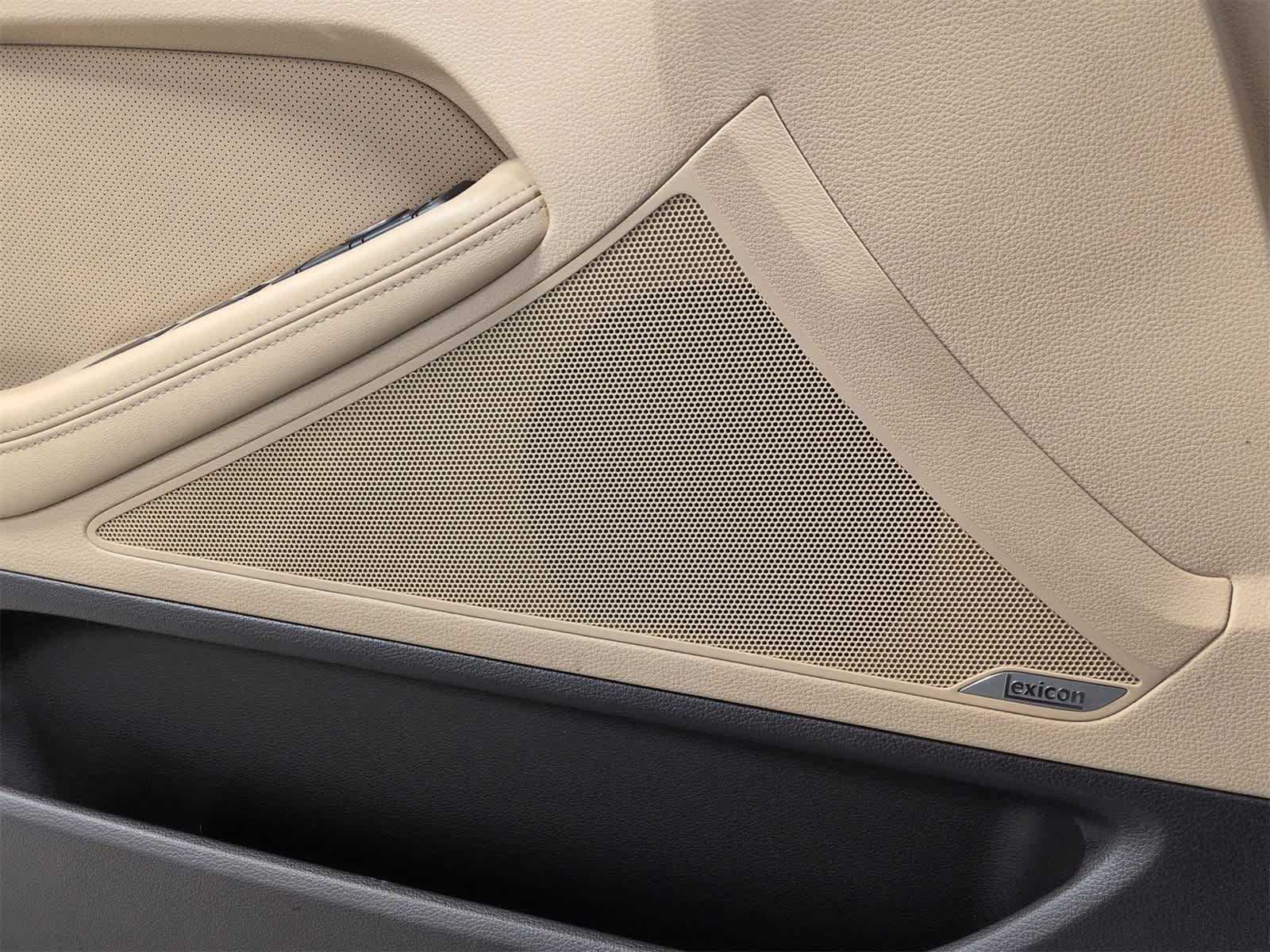 Thumbnail: 2015 Hyundai Genesis - 33