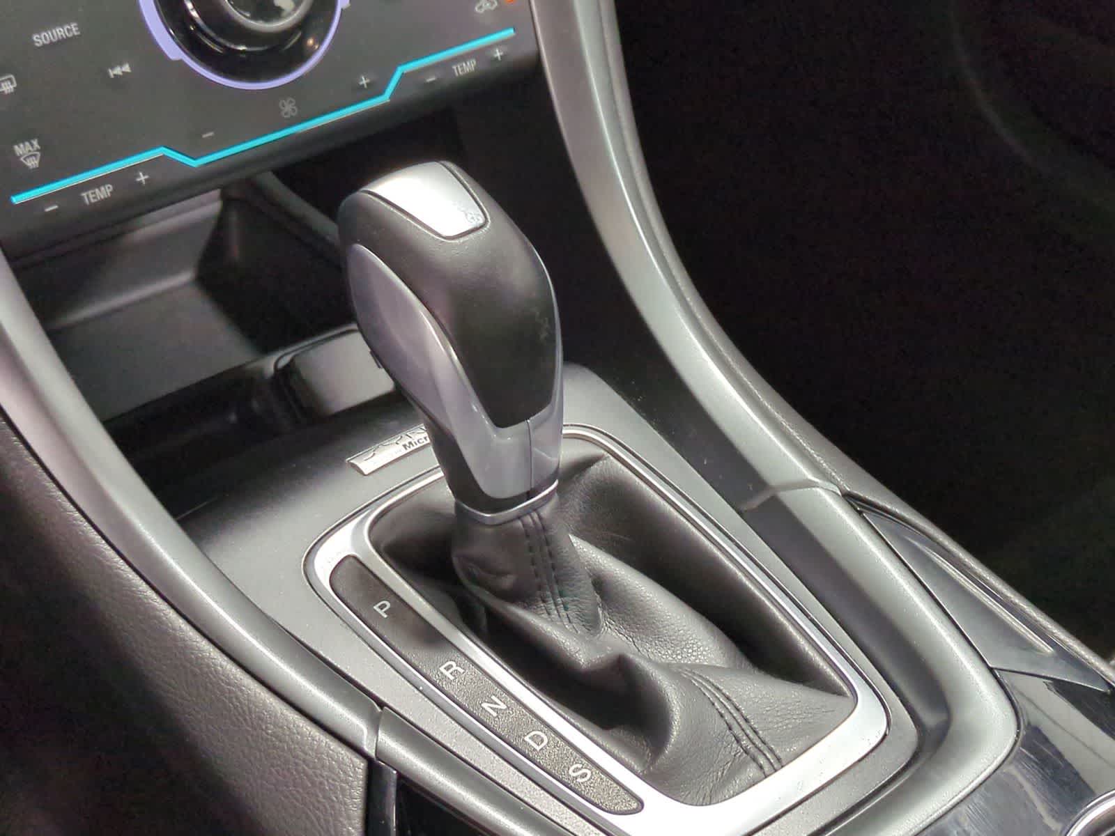 Thumbnail: 2014 Ford Fusion - 32