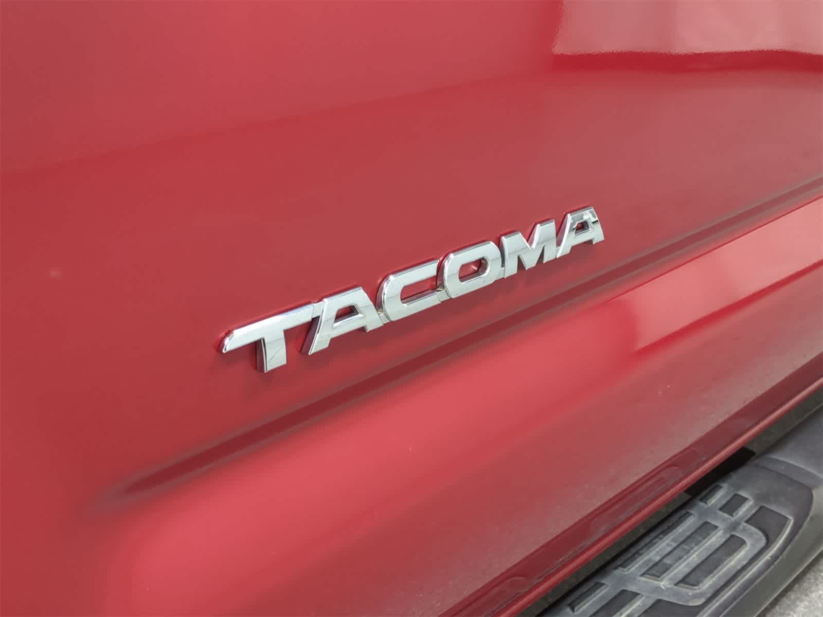 Thumbnail: 2011 Toyota Tacoma - 13