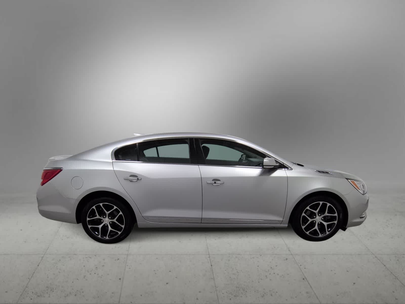 Thumbnail: 2016 Buick LaCrosse - 9