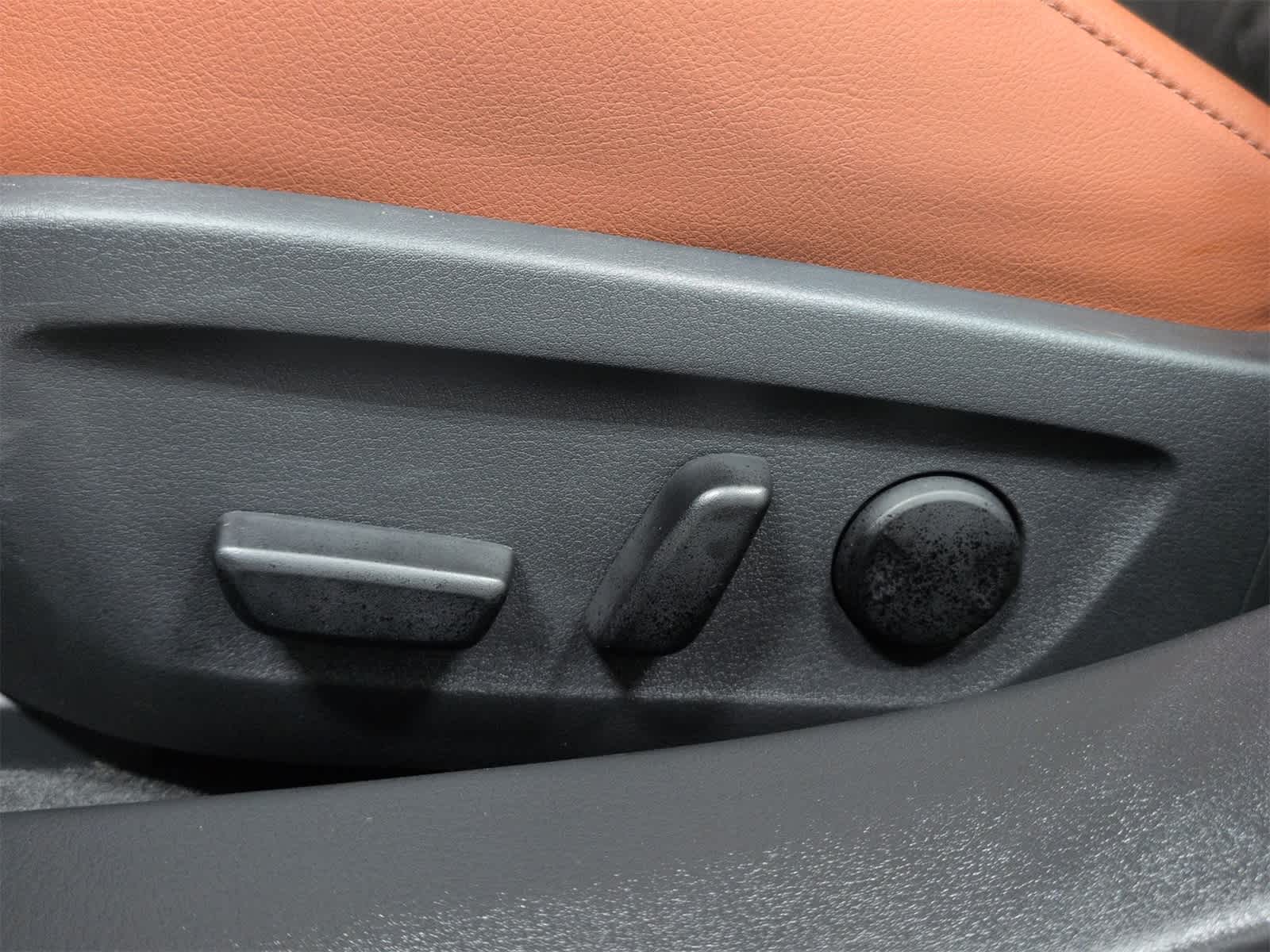Thumbnail: 2025 Mazda Mazda3 - 18