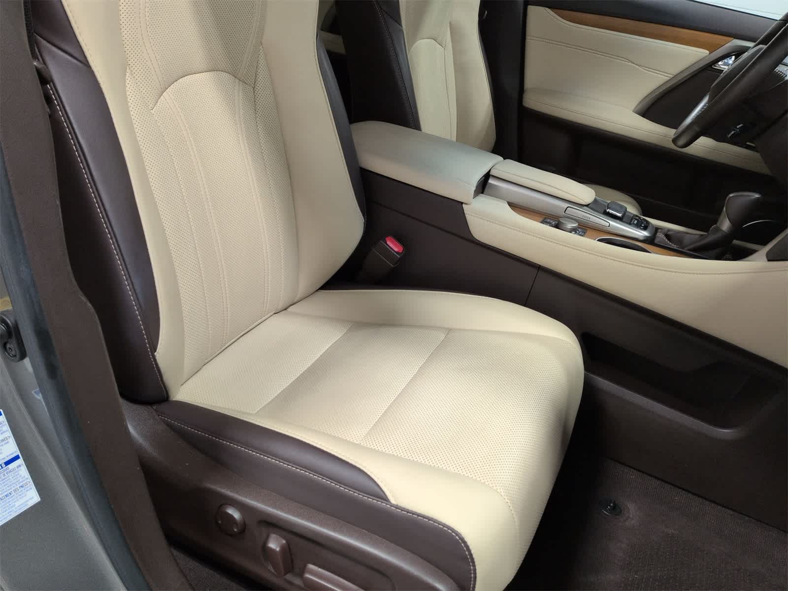 Thumbnail: 2018 Lexus RX - 24