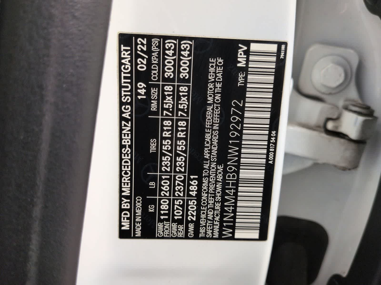 Thumbnail: 2022 Mercedes-Benz GLB - 38