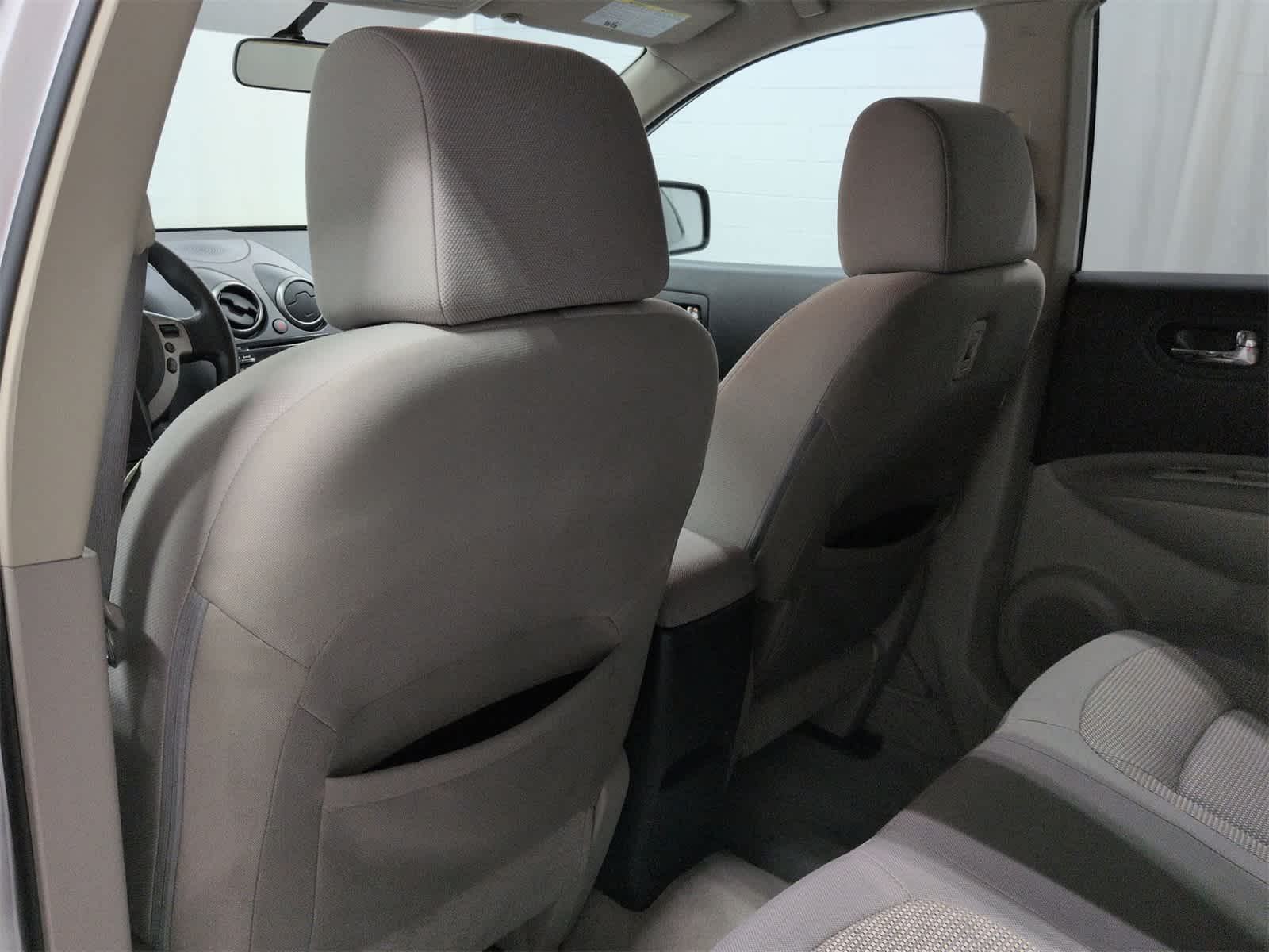Thumbnail: 2013 Nissan Rogue - 18