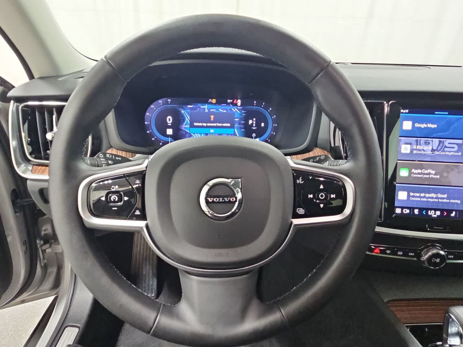 Thumbnail: 2025 Volvo S60 - 23