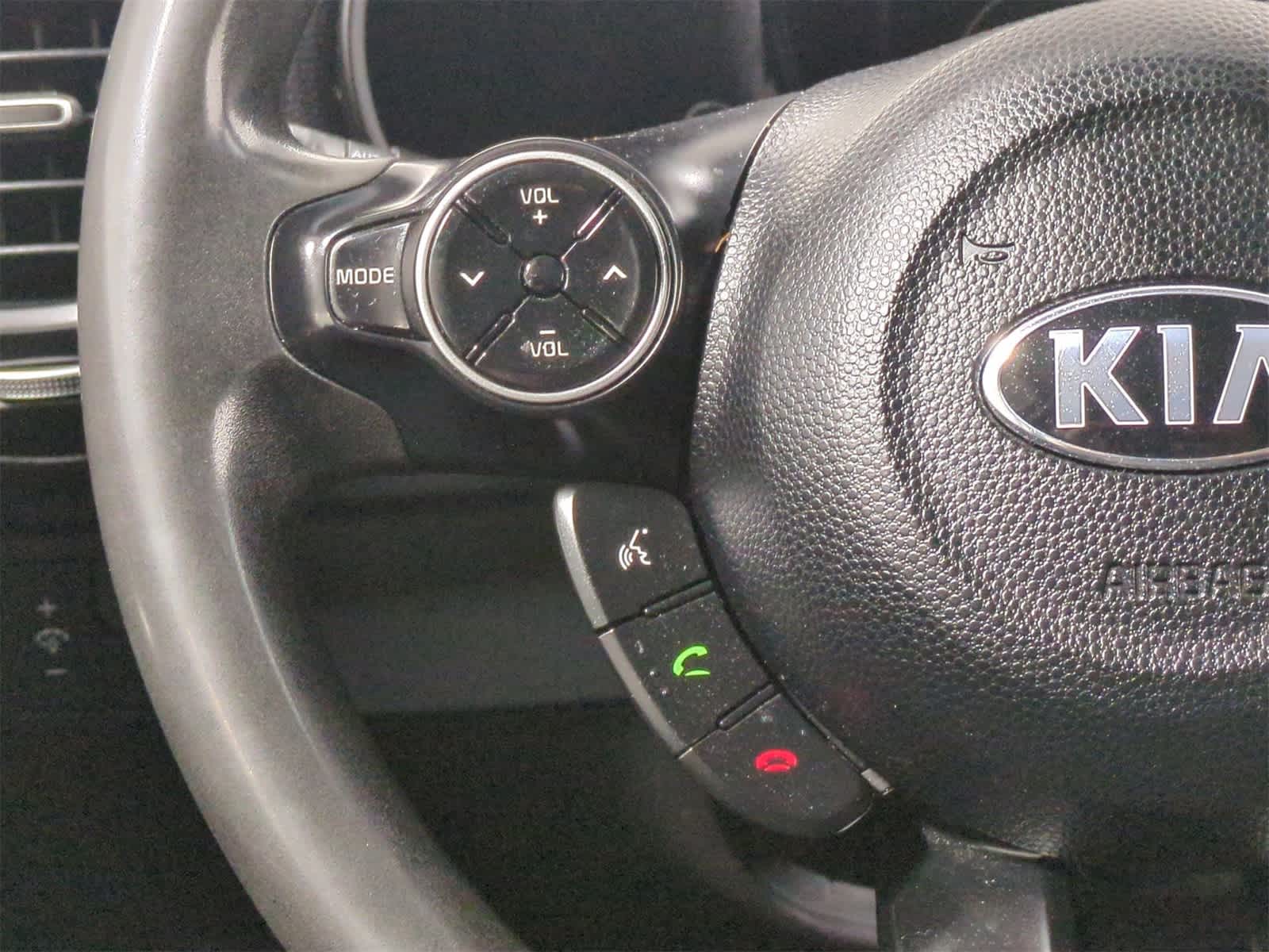 Thumbnail: 2016 Kia Soul - 24