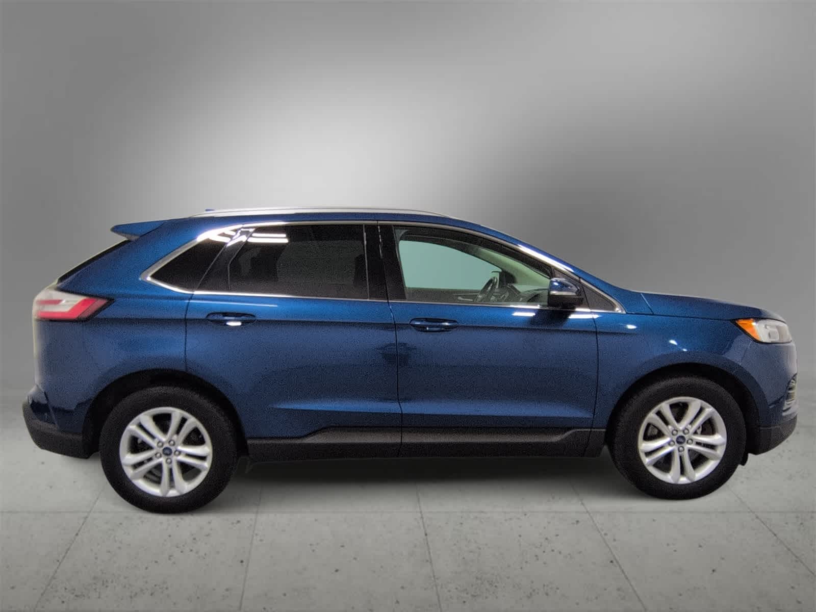 Thumbnail: 2020 Ford Edge - 9
