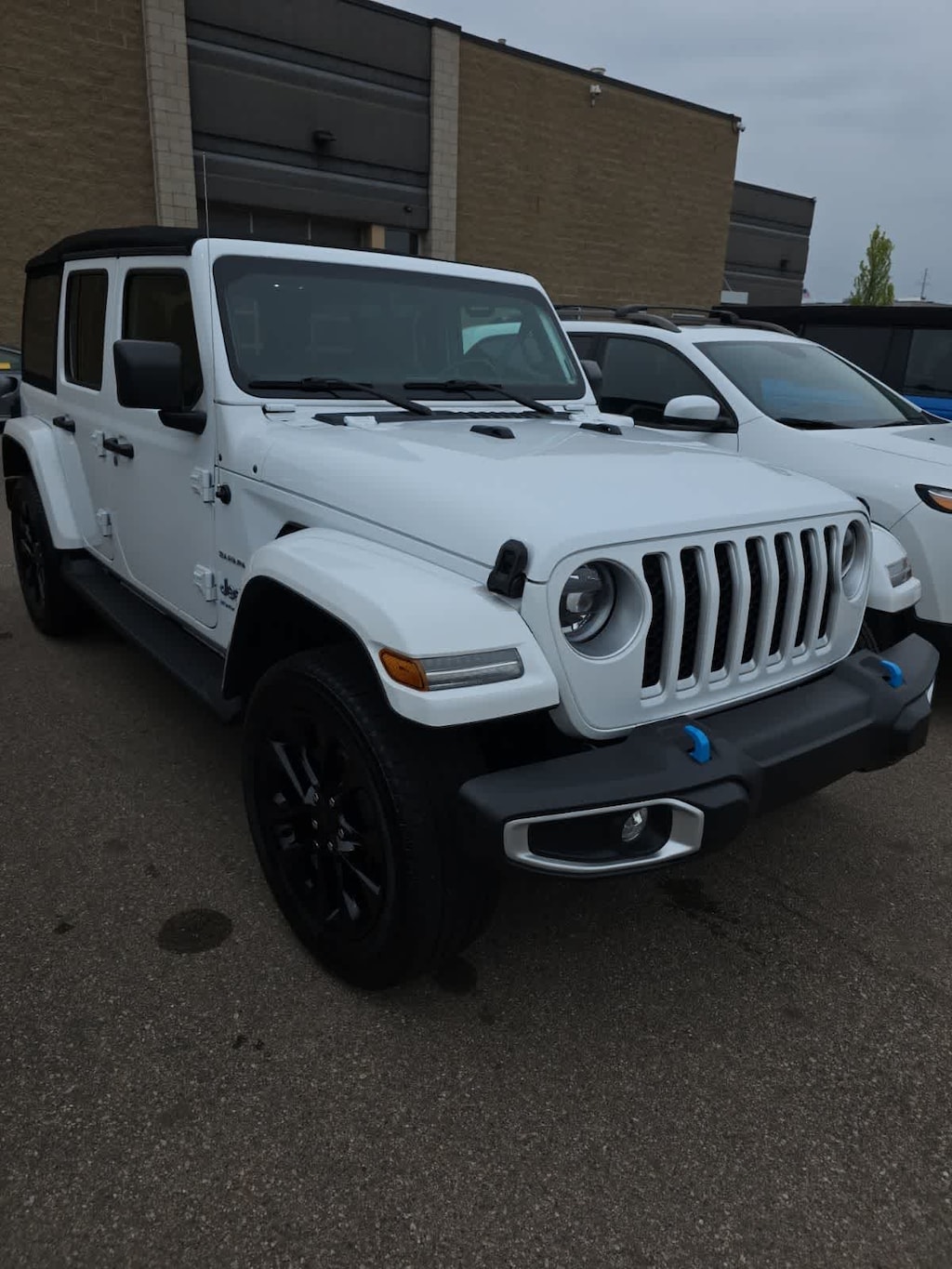 Used 2023 Jeep Wrangler 4xe Sahara SUV