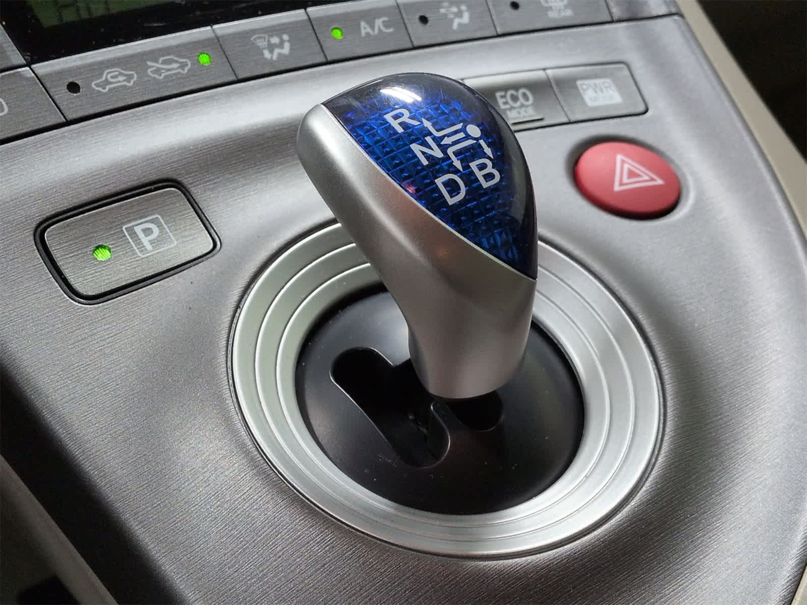 Thumbnail: 2013 Toyota Prius - 30