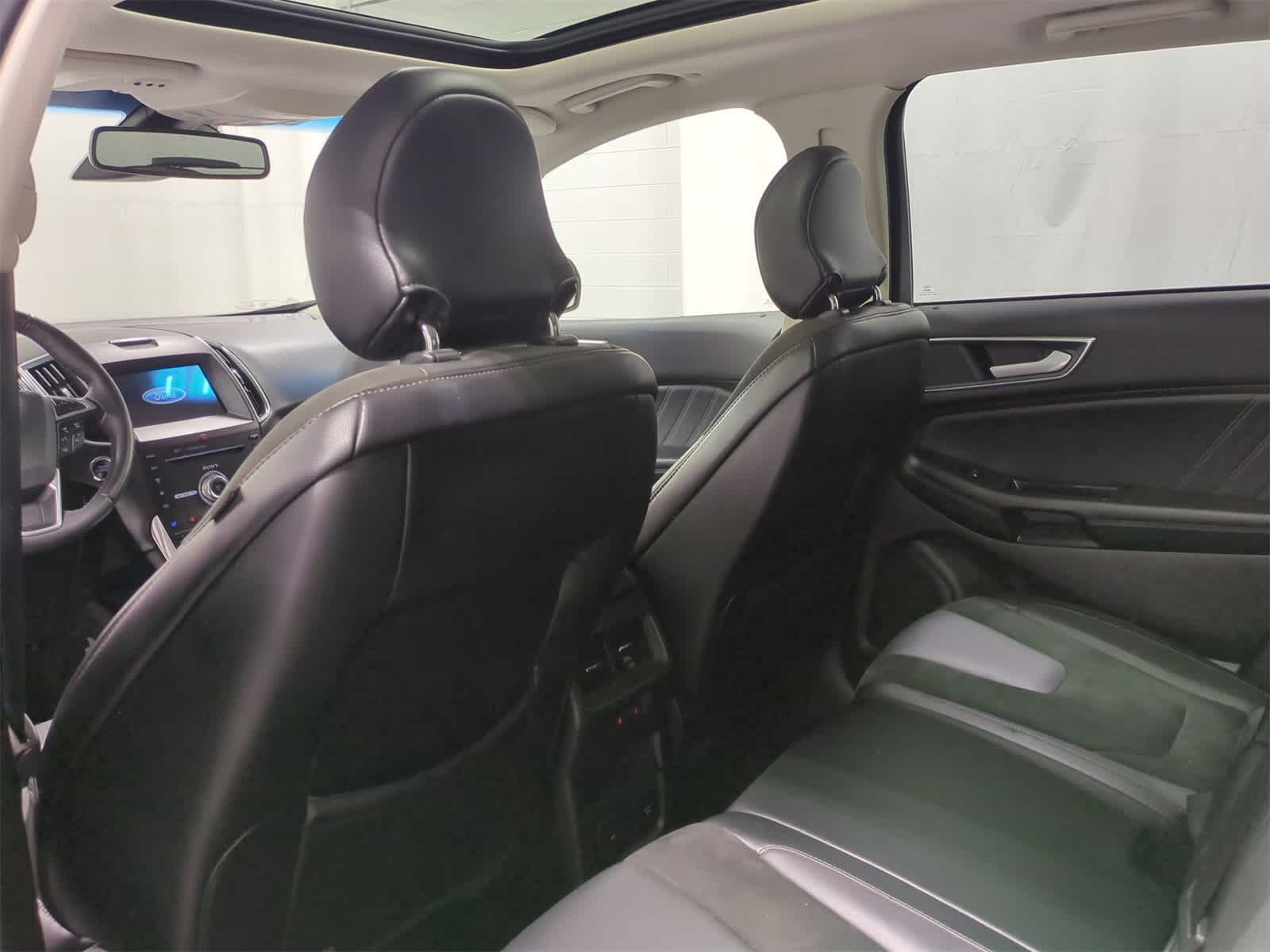 Thumbnail: 2017 Ford Edge - 19