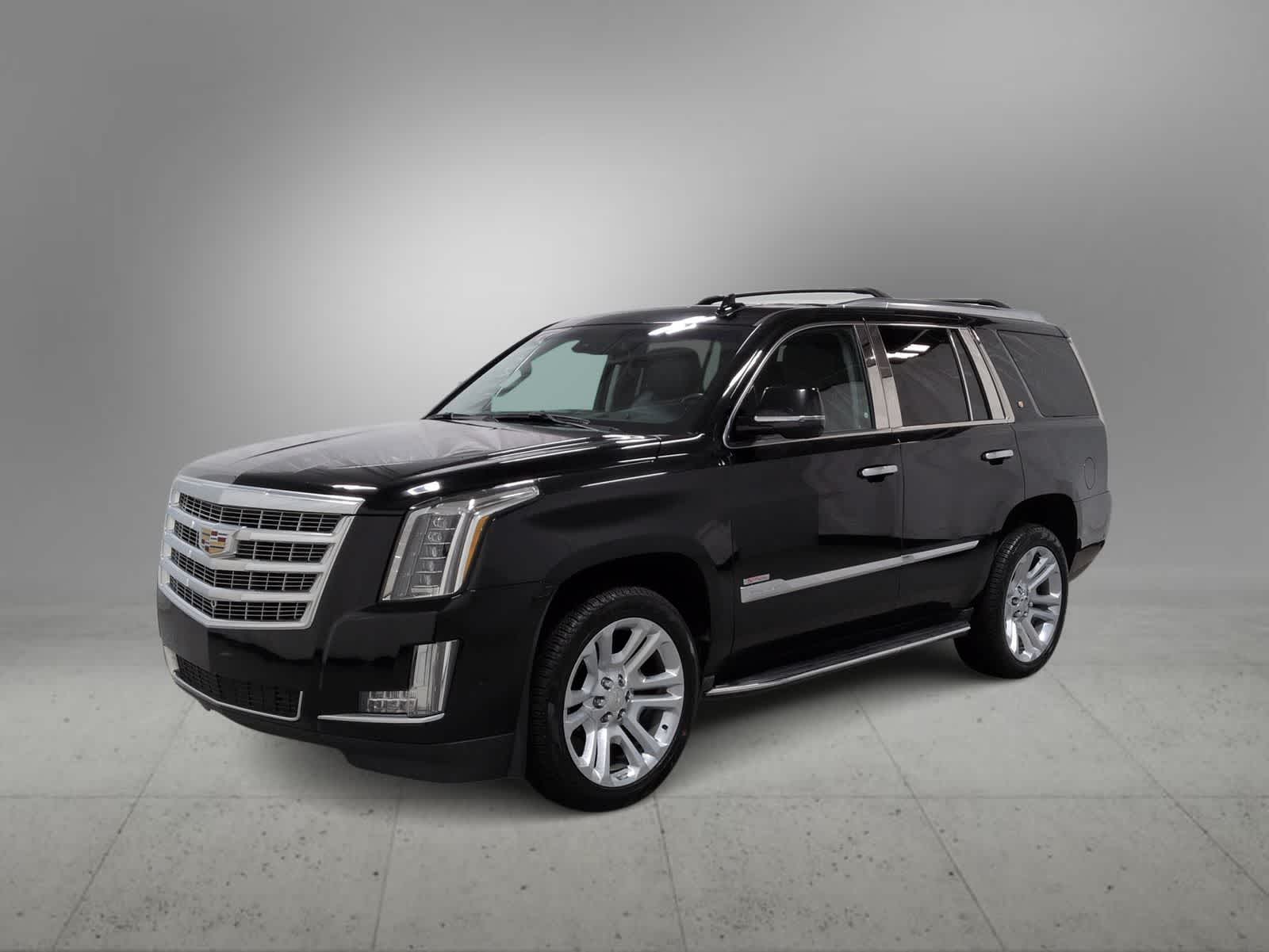 Thumbnail: 2017 Cadillac Escalade - 4