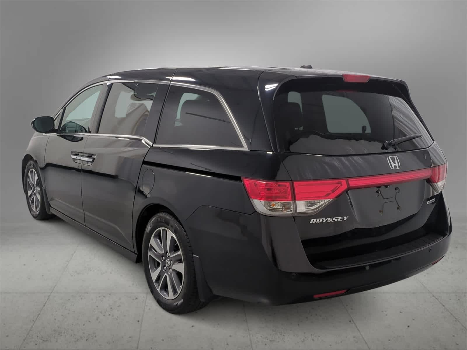 Thumbnail: 2016 Honda Odyssey - 6