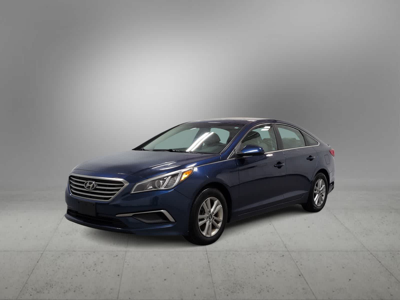 Thumbnail: 2017 Hyundai Sonata - 4