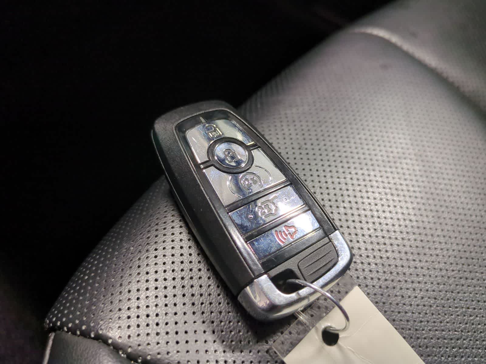 Thumbnail: 2020 Lincoln Corsair - 41