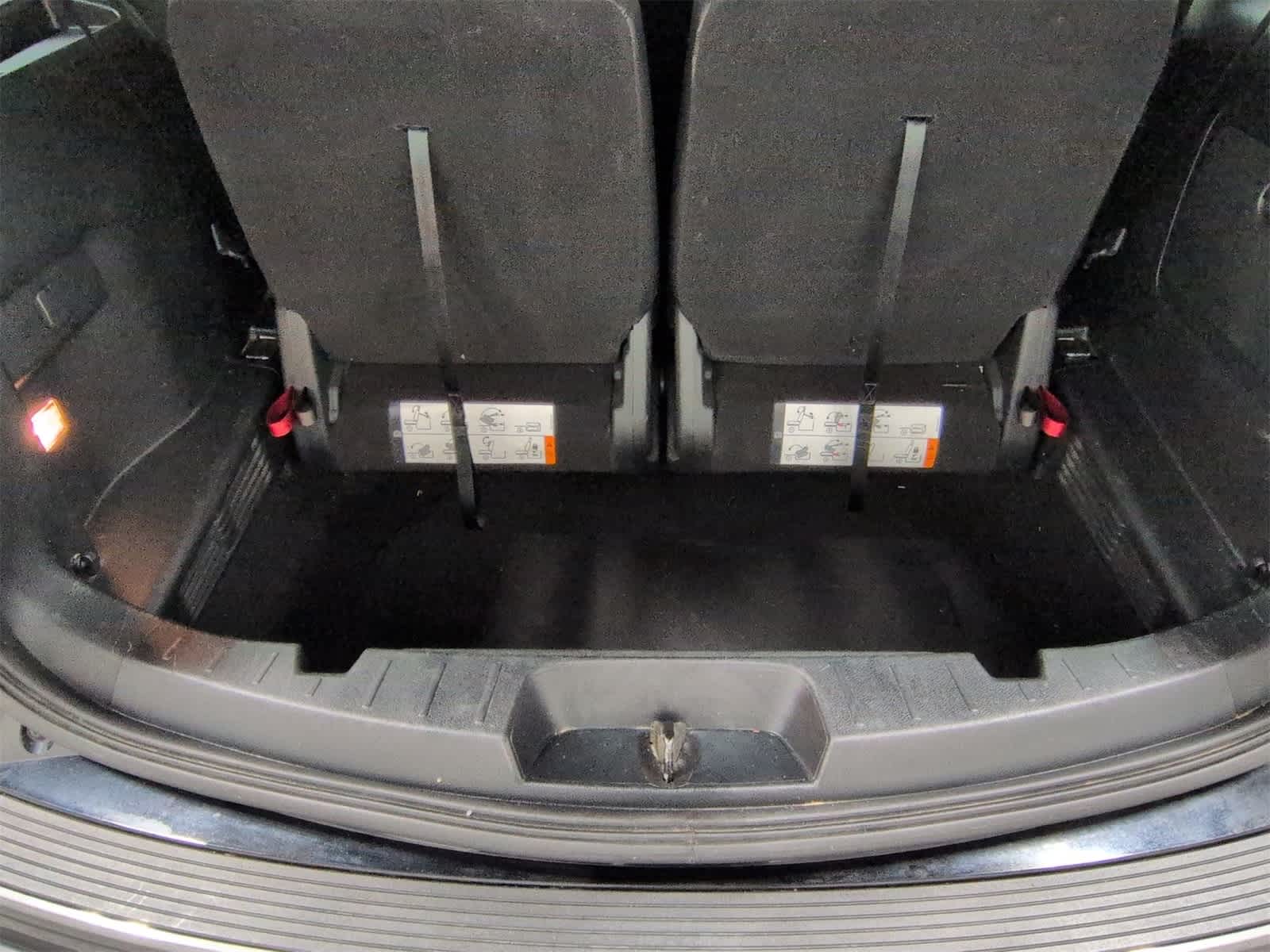 Thumbnail: 2018 Ford Explorer - 34