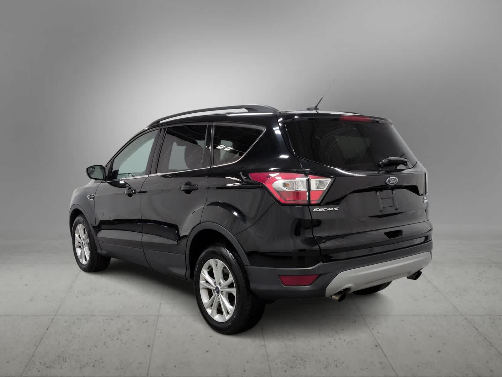 Thumbnail: 2018 Ford Escape - 6