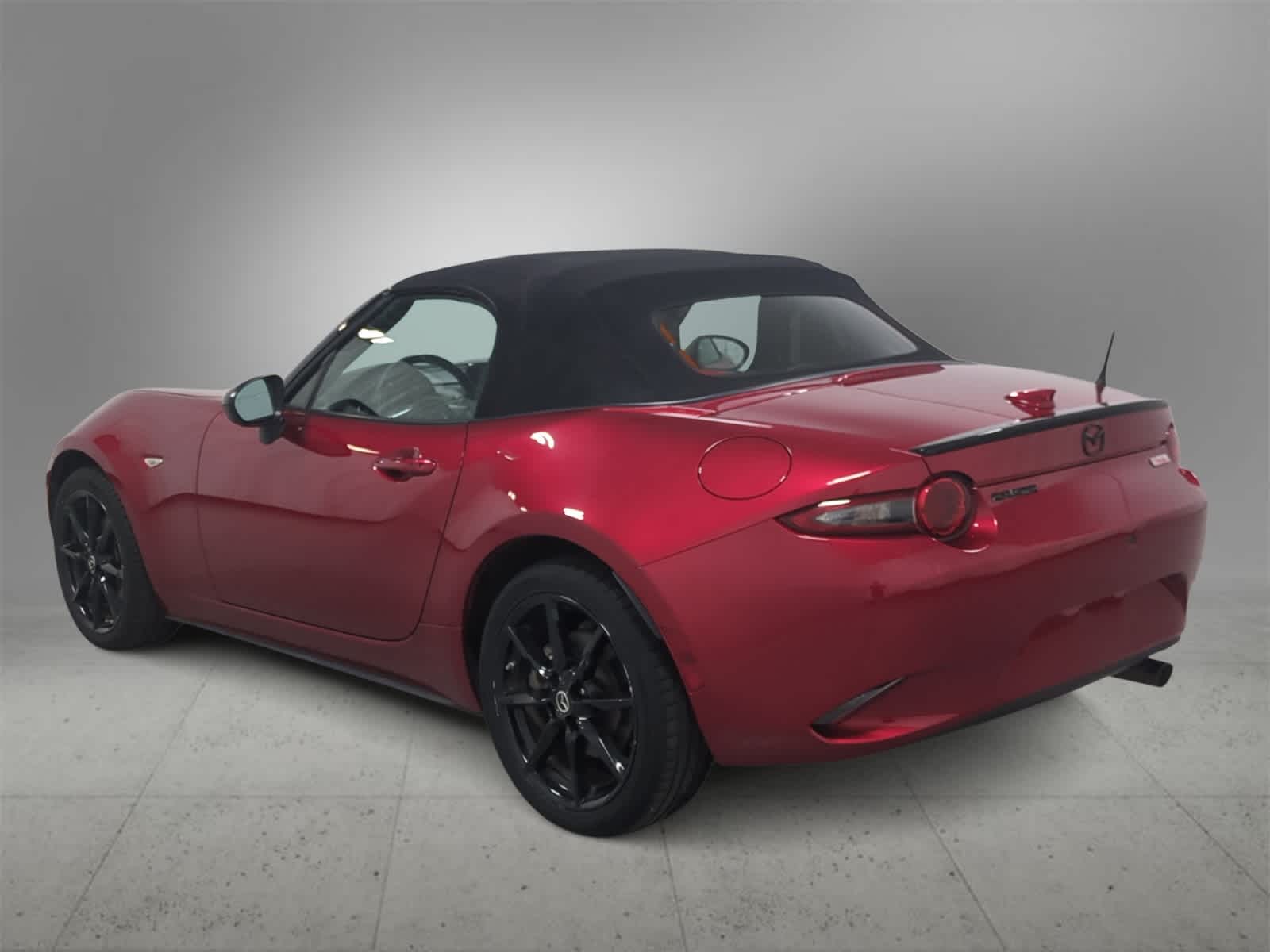 Thumbnail: 2020 Mazda MX-5 Miata - 5