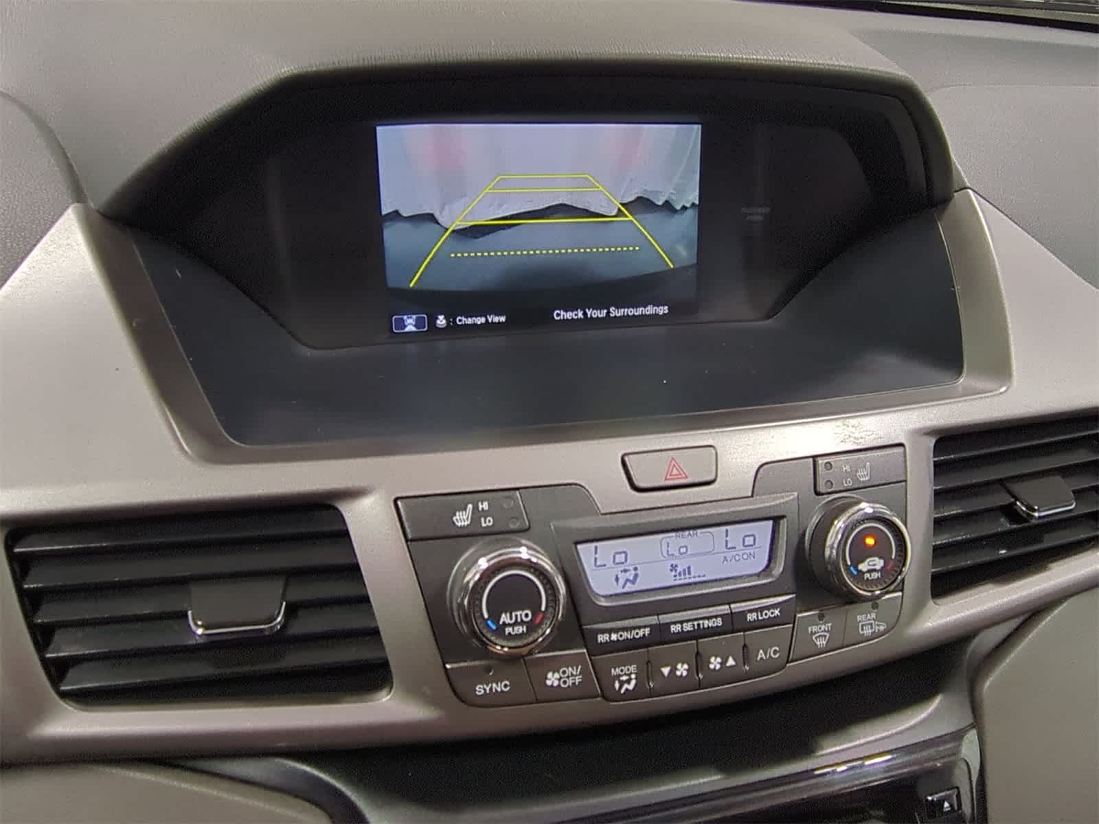 Thumbnail: 2016 Honda Odyssey - 29