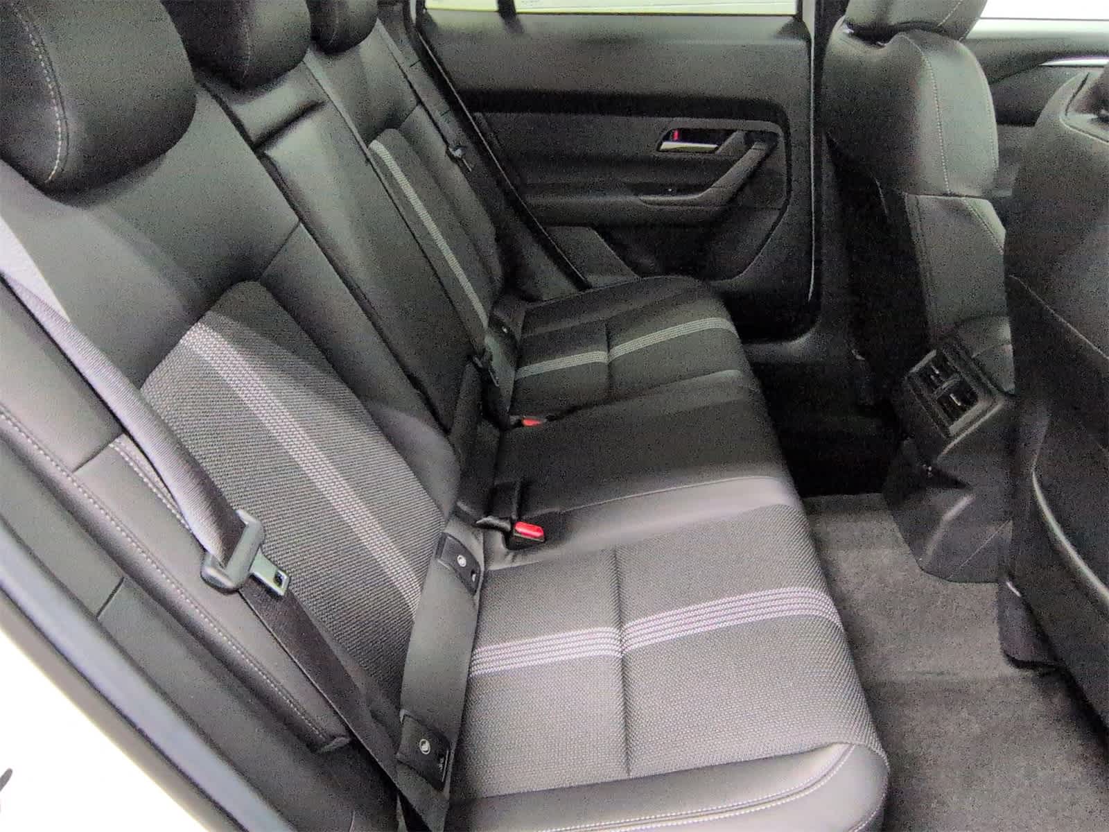 Thumbnail: 2025 Mazda CX-50 - 14