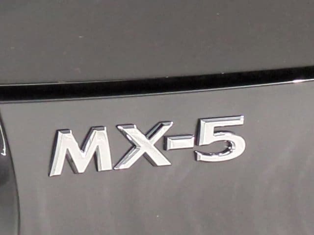 2025 Mazda MX-5 Miata Grand Touring - Photo 14