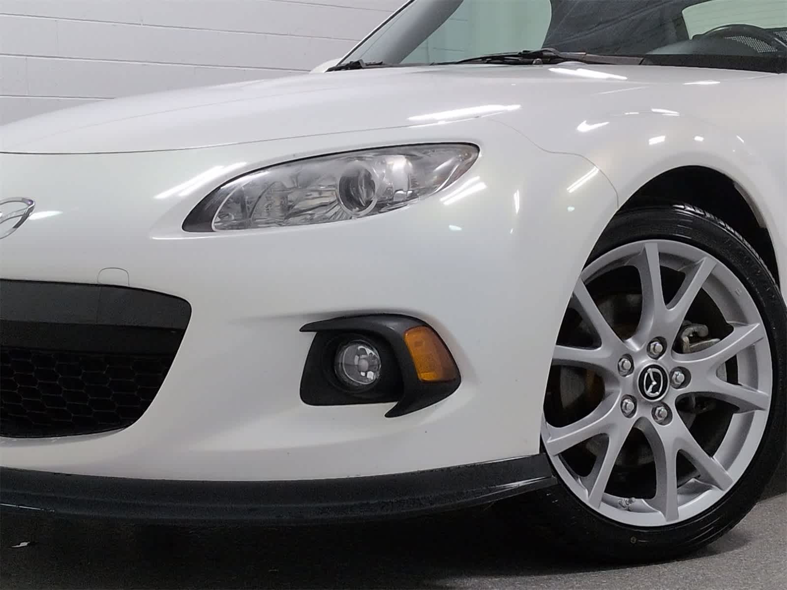 Thumbnail: 2013 Mazda MX-5 Miata - 12