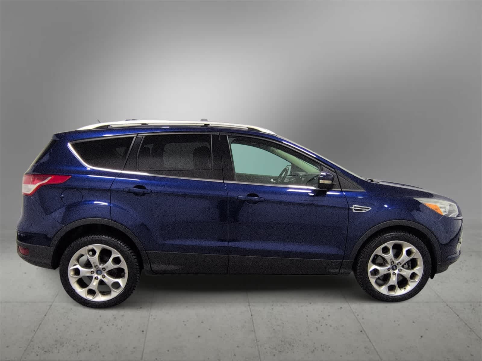 Thumbnail: 2013 Ford Escape - 9