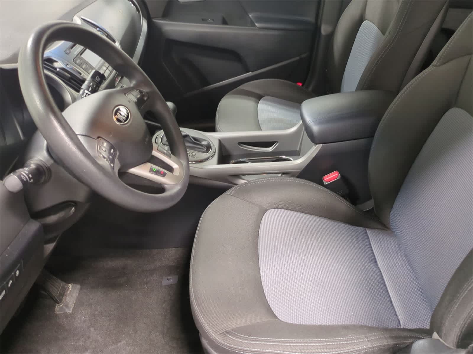 Thumbnail: 2015 Kia Sportage - 17